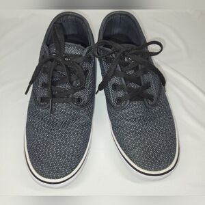 Globe Men's Low-Top Lace-Up Sneakers in Black